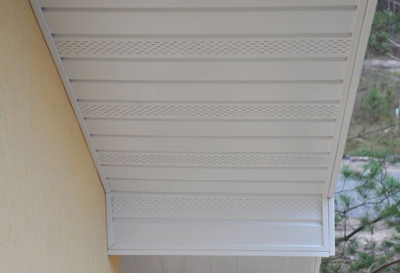 Soffit Replacement in Kansas City, KS